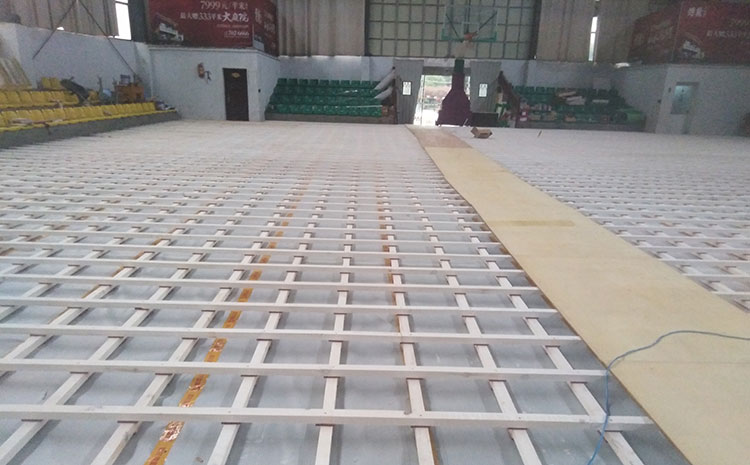 專業(yè)的乒乓球館木地板廠家去哪找？